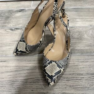 Elegant Snakeskin Pattern Women's Heels